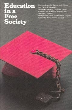 portada education in a free society: education in a free society (en Inglés)