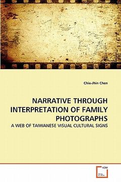 portada narrative through interpretation of family photographs (in English)