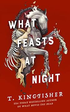 portada What Feasts at Night (Sworn Soldier, 2) 