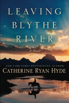 portada Leaving Blythe River: A Novel