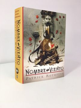 portada El nombre del viento (edición de lujo por el 10º aniversario de la publicación)