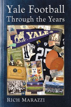 portada Yale Football Through the Years (en Inglés)
