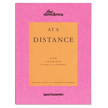 portada At a Distance: 100 Visionaries at Home in a Pandemic (en Inglés)
