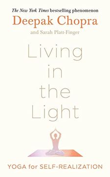 portada Living in the Light: Yoga for Self-Realization (en Inglés)