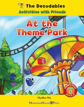 portada At the Theme Park (en Inglés)