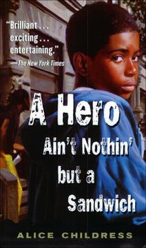 portada a hero ain't nothin but a sandwich (en Inglés)