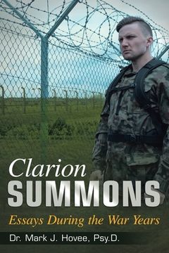portada Clarion Summons: Essays During the War Years (en Inglés)