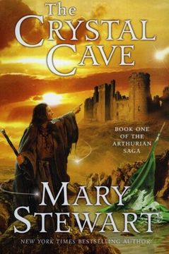 portada The Crystal Cave (The Arthurian Saga, Book 1) (en Inglés)