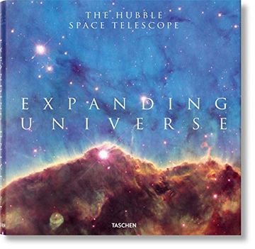 portada Expanding Universe. The Hubble Space Telescope (in English)
