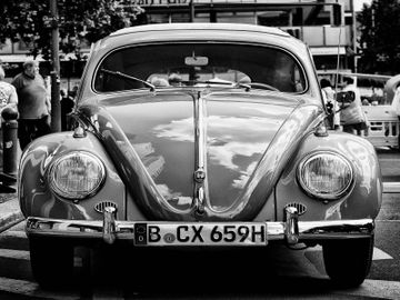 portada Volkswagen Beetle car (Black and White) a4 Size Satin Paper Photo Print Stunning 260Gsm(297 x 210 mm or 11. 7 x 8. 3 Inches) (en Alemán)