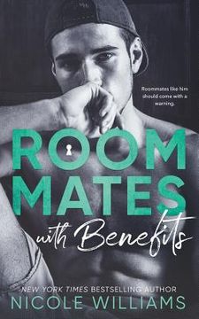 portada Roommates With Benefits (en Inglés)