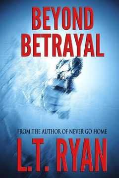 portada Beyond Betrayal (Clarissa Abbot Thriller) (in English)