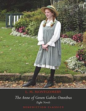 portada The Anne of Green Gables Omnibus. Eight Novels: Anne of Green Gables, Anne of Avonlea, Anne of the Island, Anne of Windy Poplars, Anne's House of.   Rainbow Valley, Rilla of Ingleside.
