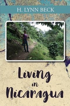 portada Living in Nicaragua (in English)