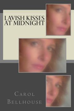 portada Lavish Kisses at Midnight (en Inglés)