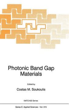 portada microcavities and photonic bandgaps: physics and applications