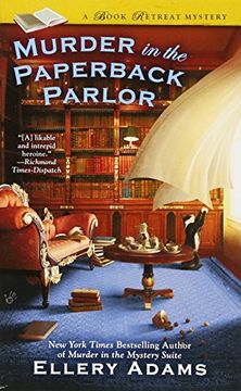 portada Murder in the Paperback Parlor (a Book Retreat Mystery) (en Inglés)