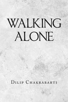 portada Walking Alone (en Inglés)