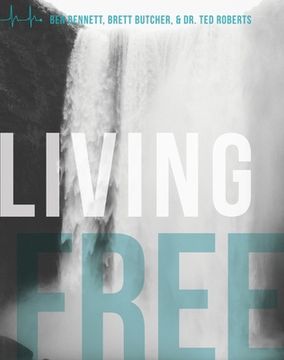 portada Living Free (in English)