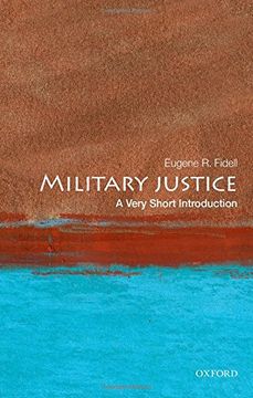 portada Military Justice: A Very Short Introduction (Very Short Introductions) (in English)