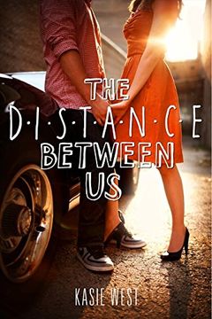 portada The Distance Between us (en Inglés)