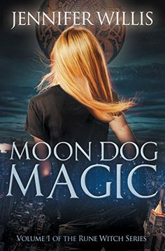 portada Moon dog Magic (Rune Witch) (Volume 1) 
