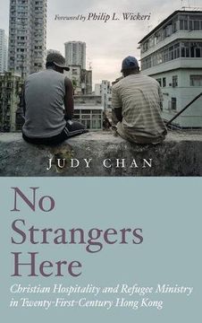 portada No Strangers Here (en Inglés)