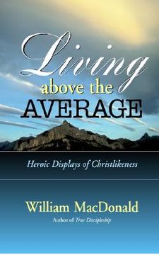 portada living above the average (en Inglés)