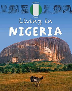 portada Living in Africa: Nigeria (en Inglés)