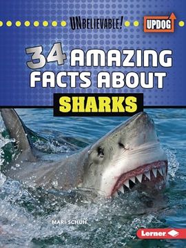 portada 34 Amazing Facts about Sharks (en Inglés)