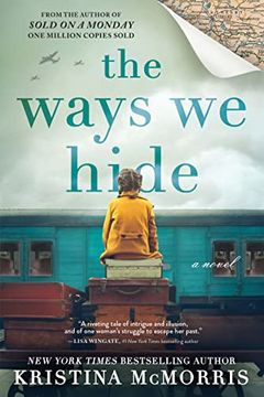 portada The Ways we Hide: A Novel 