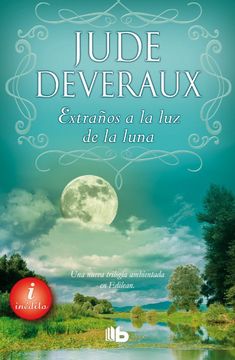 portada Extraños a la luz de la Luna (in Spanish)