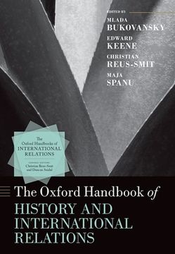 portada The Oxford Handbook of History and International Relations (en Inglés)