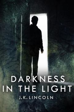 portada Darkness in the Light (en Inglés)