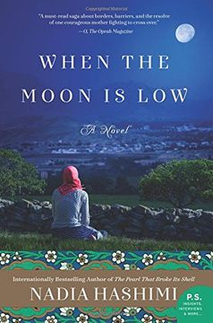 portada When the Moon Is Low