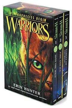 portada Warriors Box Set: Volumes 1 to 3: Into the Wild, Fire and Ice, Forest of Secrets (Warriors: The Prophecies Begin) (en Inglés)