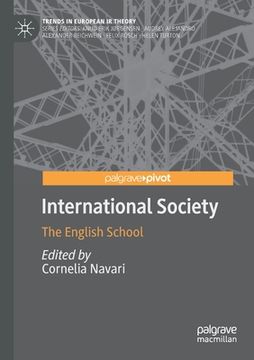 portada International Society: The English School (en Inglés)