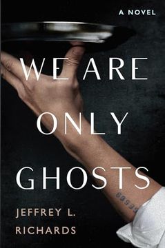 portada We are Only Ghosts (en Inglés)