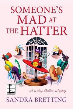 portada Someone's mad at the Hatter (en Inglés)