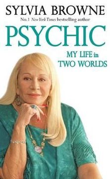 portada psychic: my life in two worlds (en Inglés)