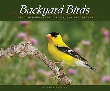 portada Backyard Birds: Welcomed Guests at Our Gardens and Feeders (Wildlife Appreciation)