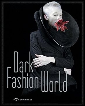 portada Dark Fashion World (en Inglés)
