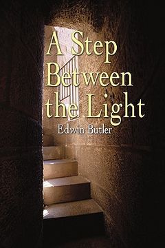 portada a step between the light (en Inglés)