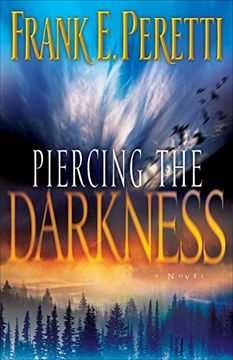 portada Piercing the Darkness (in English)