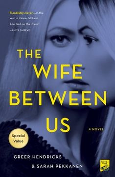 portada The Wife Between us: A Novel (in English)