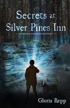 portada Secrets at Silver Pines Inn (en Inglés)