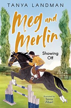portada Meg and Merlin Meg and Merlin: Showing Off: Book 2 (en Inglés)