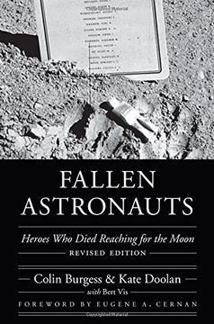 portada Fallen Astronauts: Heroes Who Died Reaching for the Moon, Revised Edition (Outward Odyssey: A People's History of Spaceflight)