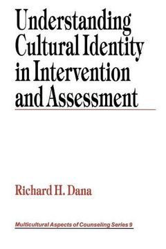 portada Understanding Cultural Identity in Intervention and Assessment (Multicultural Aspects of Counseling and Psychotherapy) (en Inglés)