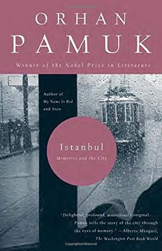 portada Istanbul: Memories and the City (Vintage International) 